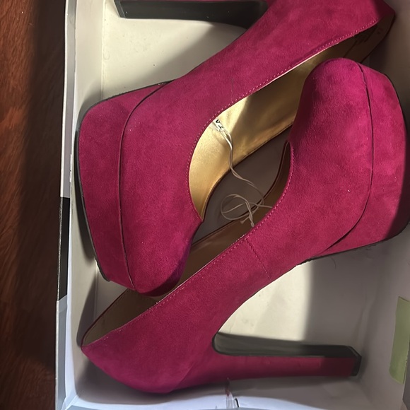 Platform Heels - Picture 4 of 4